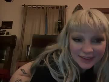 girl Sex Cam Girls That Love To Be On Top with blondegoth