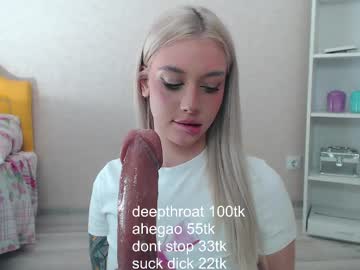 girl Sex Cam Girls That Love To Be On Top with vickyfuckingdoll