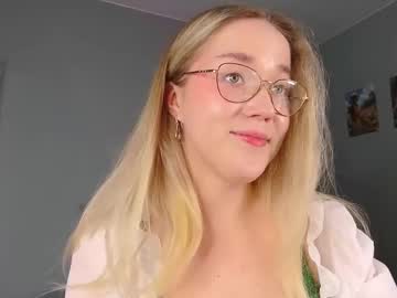 girl Sex Cam Girls That Love To Be On Top with aluntick