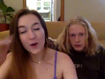 couple Sex Cam Girls That Love To Be On Top with blondi739091