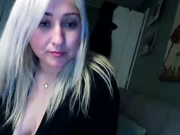 girl Sex Cam Girls That Love To Be On Top with k8thegr9