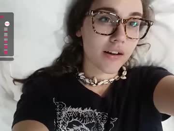 girl Sex Cam Girls That Love To Be On Top with mia_boone