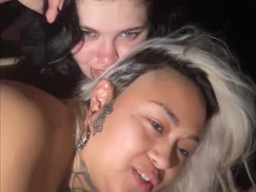 couple Sex Cam Girls That Love To Be On Top with scardillpickle
