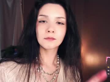 couple Sex Cam Girls That Love To Be On Top with bonniecoomer