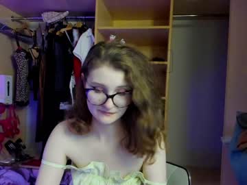 girl Sex Cam Girls That Love To Be On Top with moonlight_princess