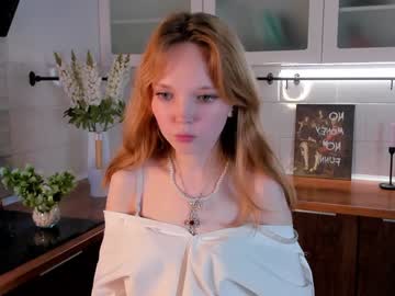 girl Sex Cam Girls That Love To Be On Top with maudbayles