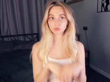 girl Sex Cam Girls That Love To Be On Top with ohana_massari