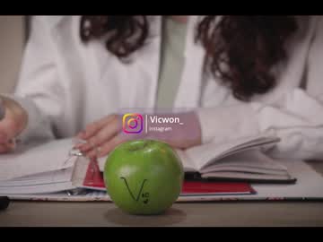 girl Sex Cam Girls That Love To Be On Top with victoriaw_1