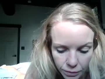 girl Sex Cam Girls That Love To Be On Top with carinablair777