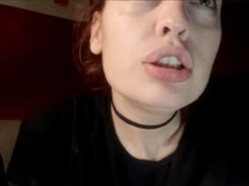 couple Sex Cam Girls That Love To Be On Top with tarian_xxx