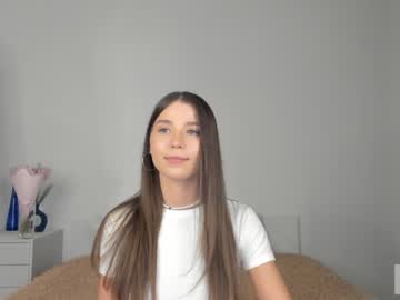 girl Sex Cam Girls That Love To Be On Top with violetta_finch