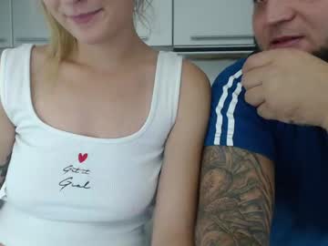 couple Sex Cam Girls That Love To Be On Top with coolrebeta