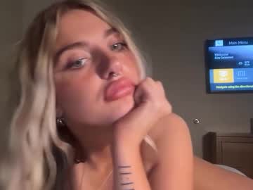 girl Sex Cam Girls That Love To Be On Top with alliesutton