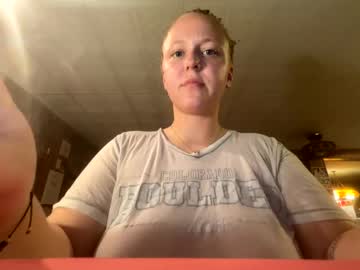 girl Sex Cam Girls That Love To Be On Top with dinkykitty