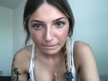 girl Sex Cam Girls That Love To Be On Top with emiefox2