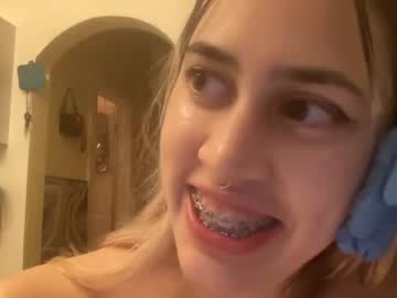 girl Sex Cam Girls That Love To Be On Top with drippymermaid