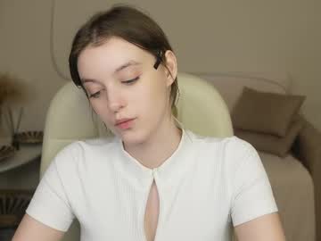 girl Sex Cam Girls That Love To Be On Top with cant_fool_heart