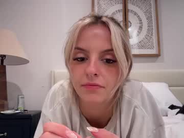 girl Sex Cam Girls That Love To Be On Top with ashleypelosi