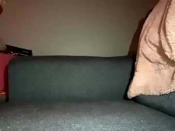 girl Sex Cam Girls That Love To Be On Top with leah_sellsxo