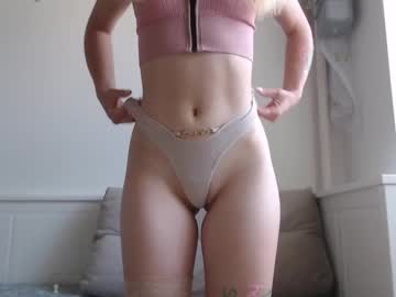 girl Sex Cam Girls That Love To Be On Top with your_dream6996