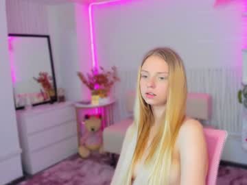 girl Sex Cam Girls That Love To Be On Top with laura_sun_