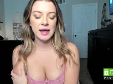 girl Sex Cam Girls That Love To Be On Top with rileydepp