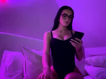 girl Sex Cam Girls That Love To Be On Top with sophia_maey