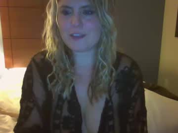 girl Sex Cam Girls That Love To Be On Top with midnightqueen01