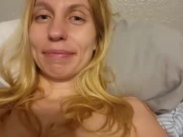 girl Sex Cam Girls That Love To Be On Top with princessdabs