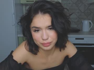 girl Sex Cam Girls That Love To Be On Top with mia__lunaa